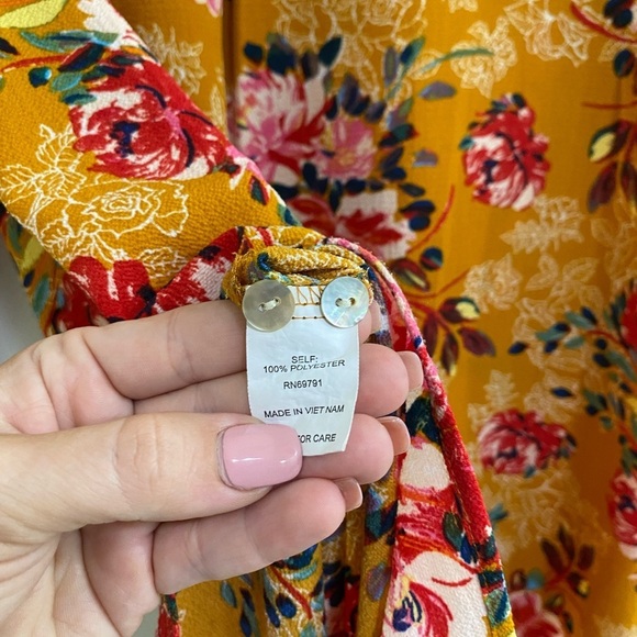 Fig and Flower Multicolor Floral Tunic size 1X - Picture 7 of 11